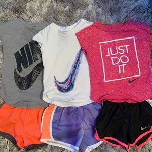3 Nike toddler girl outfits (size 2T)